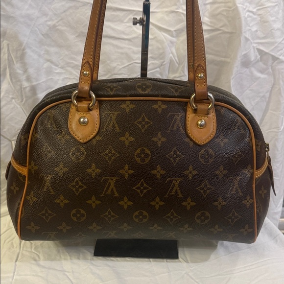 Louis Vuitton Montorgueil PM Monogram Shoulder Bag - Picture 5 of 13
